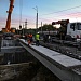 В ходе капитального ремонта специалисты ООО "Мостоотряд" производят работы по монтажу балок автомобильного моста через Соломбалку по улице Мостовой.