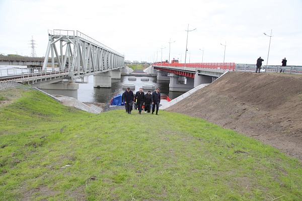 22 сентября торжественно было открыто движение по новому мосту через Никольское устье Северной Двины